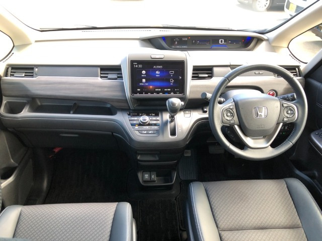 フリード1.5 G ホンダセンシング 4WD