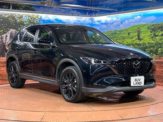 大好評のボディコーティング「弾スプラッシュコート」もご納車までに施工可能。通常のガラスコートと異なる、耐久年数6年の無機質ガラスコーティングが、ボディをキレイな状態に保ってくれます。