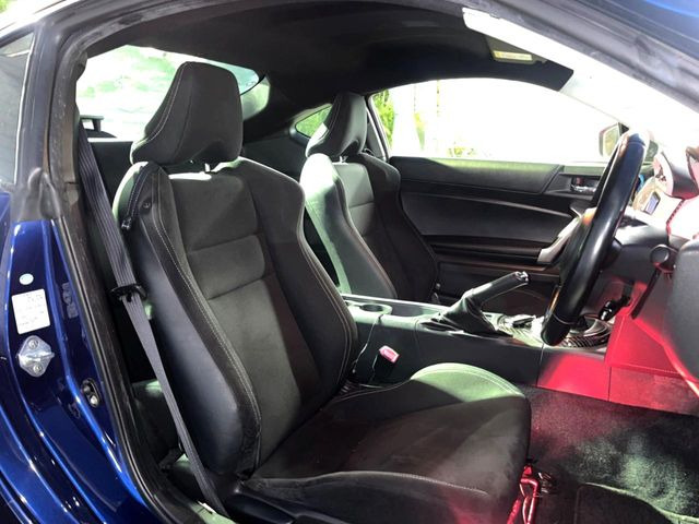 �^�]�ȃV�[�g���͎g�p�������Ȃ��A�ǍD�ȏ�ԂƂȂ��Ă��܂��B���J�Ɏg���Ă������Ƃ��悭�킩��܂��ˁB