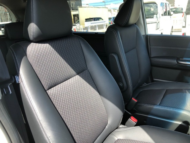 フリード1.5 G ホンダセンシング 4WD