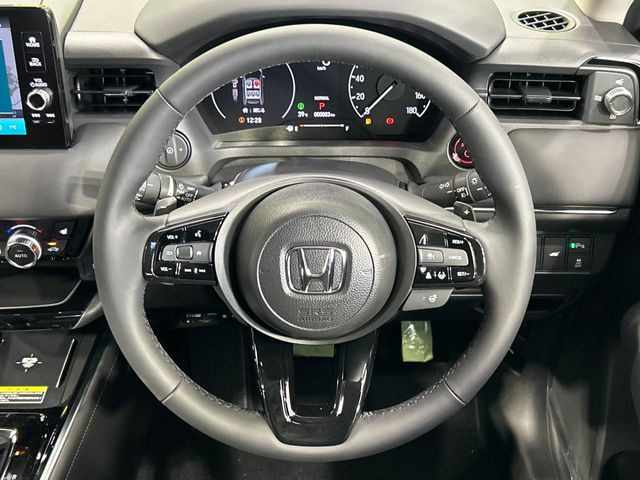 �y�����v�����X�e�A�����O�z�㎿�Ȋv���g�p���邱�ƂŁA��ɂ����������݂ƂĂ��^�]���₷���n���h���ł���