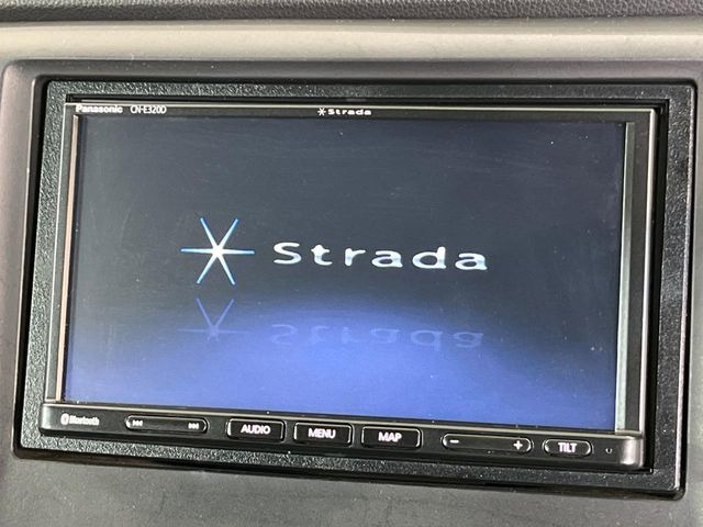 �y�i�r�Q�[�V�����z�g���₷���i�r�ŖړI�n�܂ł�������ē����Ă���܂��B�e��I�[�f�B�I�Đ��@�\���[�����Ă���A���Ԃ̉^�]������Ɋy�����Ȃ�܂�!!