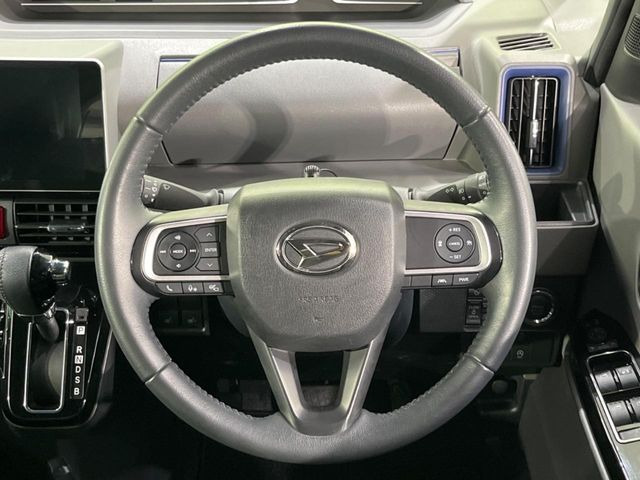 �y�����v�����X�e�A�����O�z�㎿�Ȋv���g�p���邱�ƂŁA��ɂ����������݂ƂĂ��^�]���₷���n���h���ł���