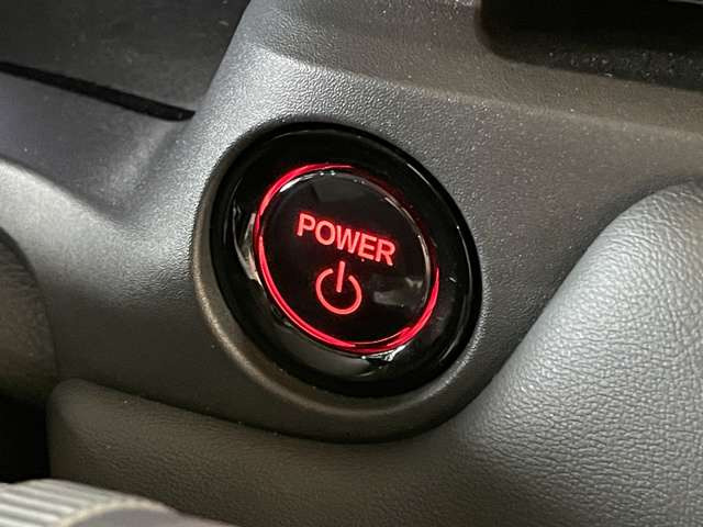 お車の機能や安全装備に関して気になる方は、ぜひ一度ご来店ください!その場でスタッフがご説明可能です!