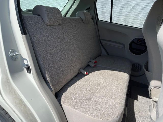 �L�X�Ƃ���2��ڃV�[�g�͋��Z���������A���S�n�����K!�F�B��Ƒ��Ƃ̂��o�����ɂ҂�����ł��B�x�r�[�V�[�g��`���C���h�V�[�g�g�p�������K�ɂ��߂�������������\���ȋ�Ԃ��m�ۂ��Ă��܂��B