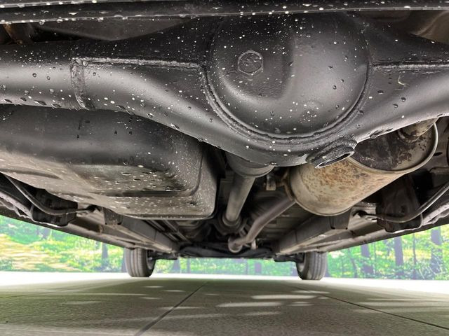 下回りがきれいなうちに、防錆加工の施工がオススメ。降雪地域はもちろん、沿岸部にお住いの方や、趣味でマリン・ウィンタースポーツをされる方にご好評いただいております。