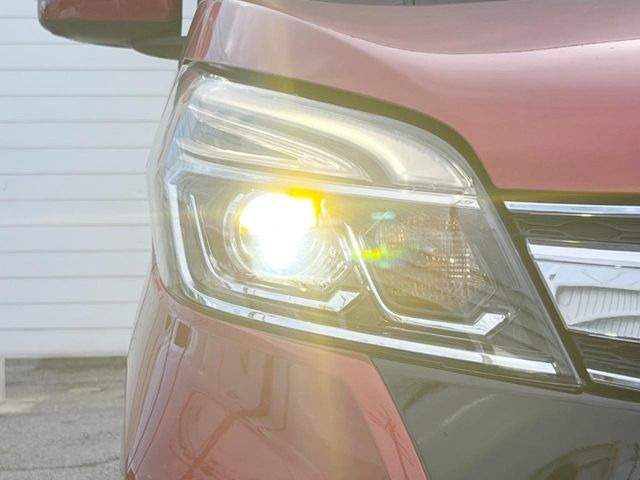 �yLED�w�b�h���C�g�z���V����ԑ��s�����ǍD�Ȏ��E���m�ۂ����S���ĉ^�]�ł��鍂�P�xLED�w�b�h���C�g�𑕔�!�_�����x�������A����d�͂��}�����Ă��܂��B