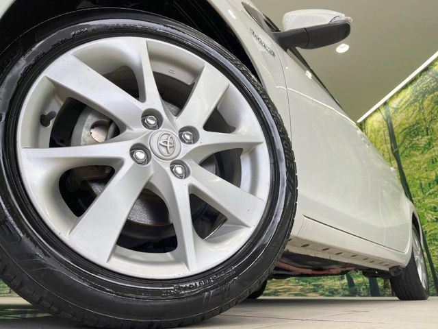 �y����16�C���`�A���~�z�C�[���z�O�ςɃ}�b�`���������A���~�z�C�[���𑕒����Ă���܂��B�e��ЊO�A���~�z�C�[����A�X�^�b�h���X�^�C�����戵�����Ă���܂��B���񂲑��k����������