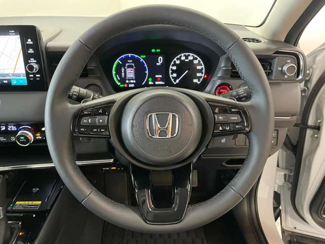 運転席周りに大きな傷、汚れ、へたりなどなく良質な状態です!