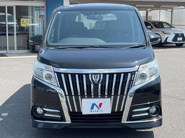 安心の最長10年・走行無制限保証(有償)をご用意。保証内容も充実はもちろん、無料点検&オイル交換や、年中無休の全国・24時間ロードサービスも付帯されておりますのでご安心下さい。