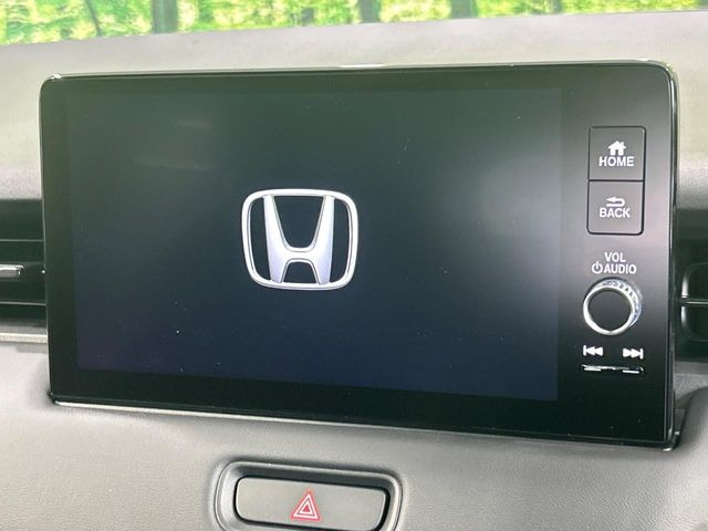 �y���[�J�[����9�^�i�r�z�C���e���A�ɗn�����ރX�^�C���b�V���ȁu��p�݌v�v���[�J�[�i�r�𑕔��􎋔F���⑀�쐫�ȂǊ�{���\�ɂ��D��A���㎿�ȃJ�[���C�t�����y���݂��������܂��B