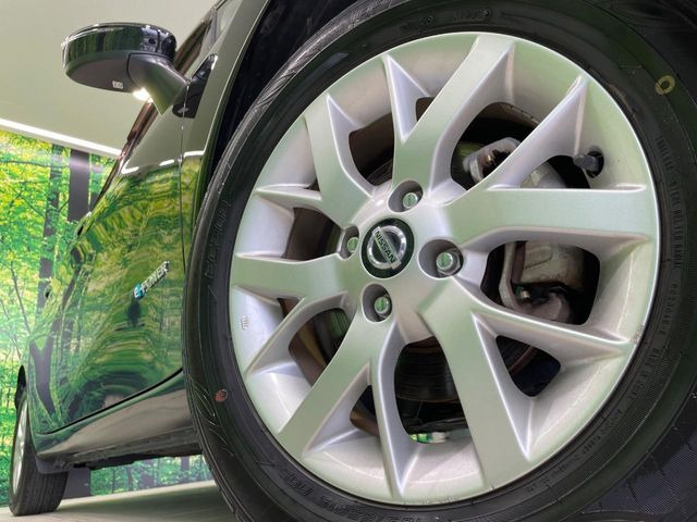 �y15�C���`�A���~�z�C�[���z�O�ςɃ}�b�`�����A���~�z�C�[���𑕒����Ă���܂��B�e��A���~�z�C�[����A�X�^�b�h���X�^�C�����戵�����Ă���܂��B���񂲑��k����������