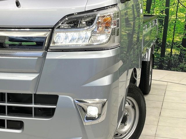 �yLED�w�b�h���C�g�z���V����ԑ��s�����ǍD�Ȏ��E���m�ۂ����S���ĉ^�]�ł��鍂�P�xLED�w�b�h���C�g�𑕔�!�_�����x�������A����d�͂��}�����Ă��܂��B