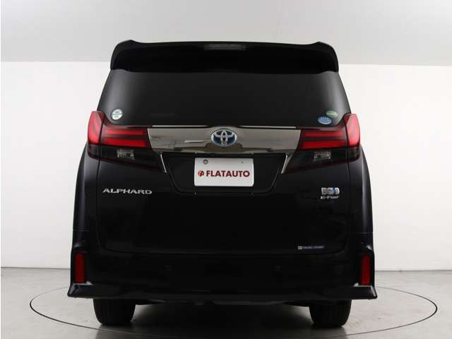 前後ドライブレコーダーもお取り付けできます!安心安全なカーライフには必需品ですね!