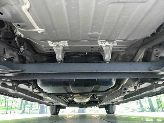 下回りがきれいなうちに、防錆加工の施工がオススメ。降雪地域はもちろん、沿岸部にお住いの方や、趣味でマリン・ウィンタースポーツをされる方にご好評いただいております。