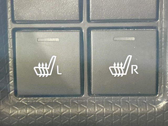 【シートヒーター】寒い日に重宝するシートヒーター!エアコンより早く温まってくれるので寒がりの人も安心ですね♪エアコンの温風は乾燥するから苦手、という方にもをおすすめです。