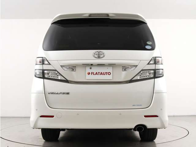 前後ドライブレコーダーもお取り付けできます!安心安全なカーライフには必需品ですね!