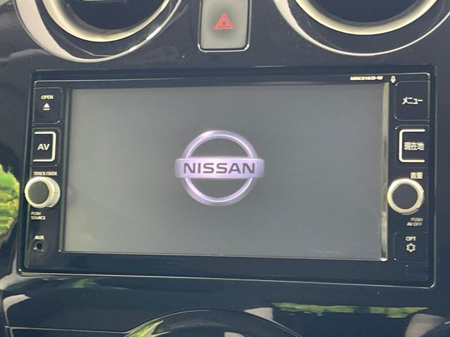 �y�����i�r�z�l�C�̏����i�r�𑕔����Ă���܂��B�i�r�̎g���₷���͂������A�I�[�f�B�I�@�\���[��!�L�����v�◷�s�͂������A�ʋ΂┃�����ȂǕ��i�̃h���C�u���y�����Ȃ�͂���