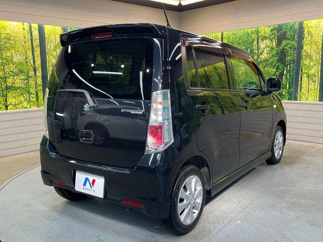 ☆全国のネクステージからお取り寄せが可能※!遠方の店舗に展示してあるクルマが気になる場合も、最寄りの店舗でご覧いただくことが可能です!是非私たちに要望をお聞かせください!※別途費用