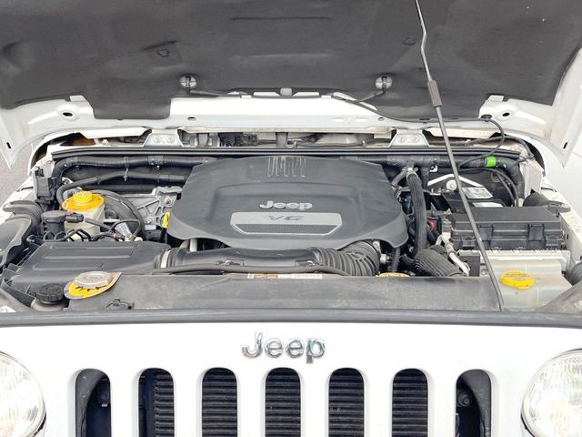 �����X�ł́A�e���[�J�[�̐�p�f�f�e�X�^�[�𓱓��B���Ǝ��i�����e�N�j�J���X�^�b�t���풓���Ă���܂��̂ŁA������̍ۂɂ����S���Ă����p���������܂��B