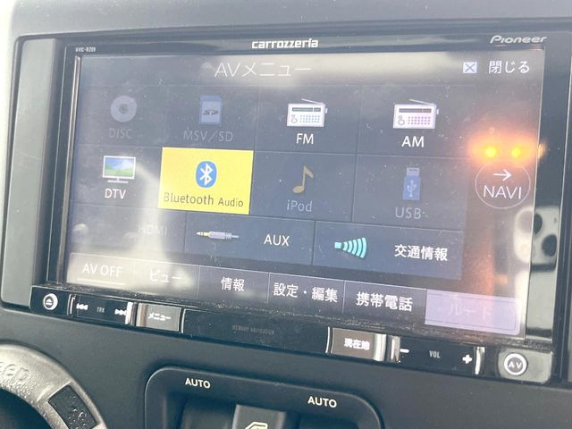 ��Bluetooth:���莝���̃X�}�[�g�t�H���ȂǂƐڑ����A�n���Y�t���[�ʘb��Տꊴ����~���[�W�b�N�Đ������y���݂��������܂��B�����ڑ��ł��̂Ŕς킵��������܂����