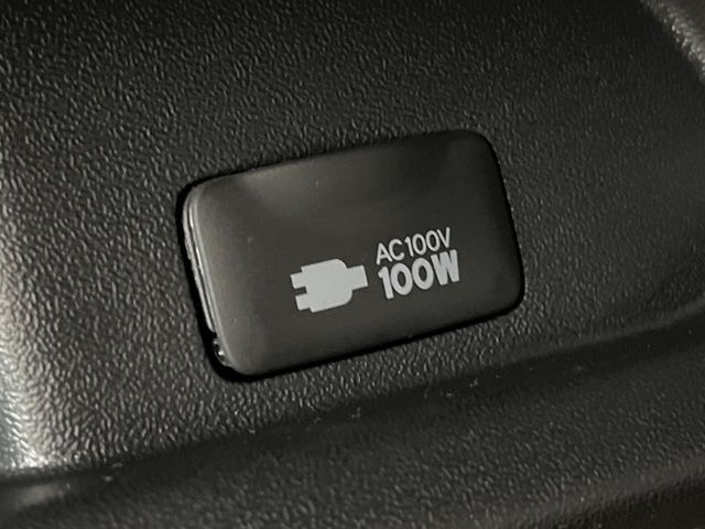 �y�A�N�Z�T���[�R���Z���g�z�L�����v��X�|�[�c�A�A�E�g�h�A�ł̃A�N�e�B�r�e�B�͂������A�ЊQ�E��d�̍ۂɏ����ɂ��Ȃ�AC100V�R���Z���g�𑕔���P�[�^�C��^�u���b�g�A�Q�[���@��̏[�d�ɂ���