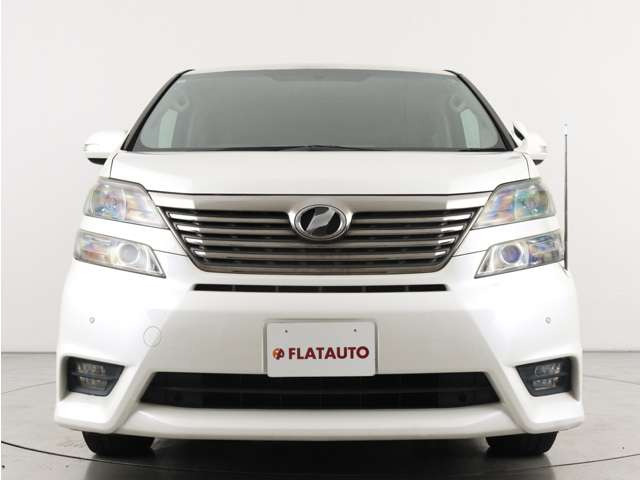 大迫力のフロントフェイスです!状態は非常にいいですが、コーティング施工により更なる質感をご提供できます。プランは数多く御座いますので、お気軽にお申し付けください!