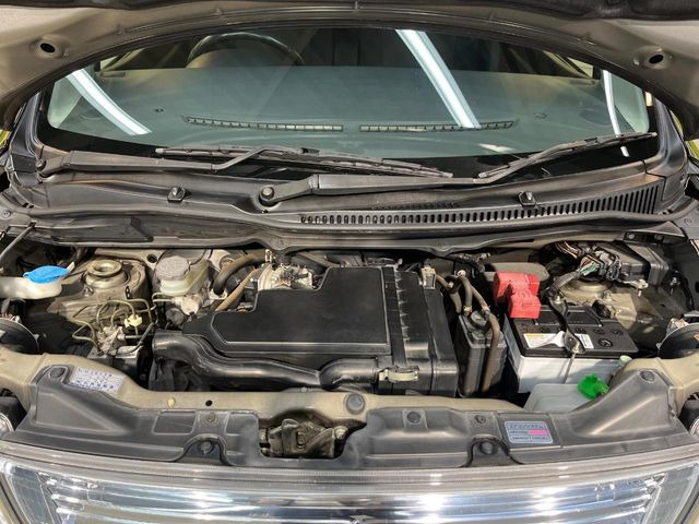 親切・丁寧な専門メカニックスタッフが応対!・車検・点検整備・事故等の修理などアフターサービスも安心。お車のカスタマイズもネクステージのサービススタッフまでご相談ください!