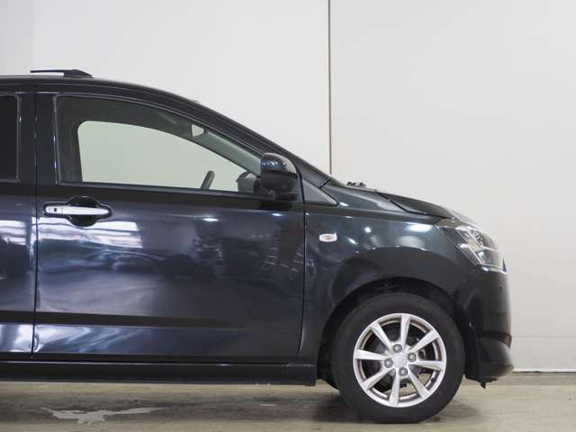 LINE始めました♪ネットには載っていない写真が見たい、エンジン音が聴きたいなどのご要望にお応えします!友達登録してメッセージをご送信下さい(^ω^)