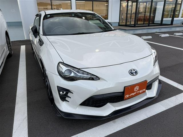 86(トヨタ) 2.0 GR　6速ミッション 純正ナビ 地上デジタル バッ 中古車画像