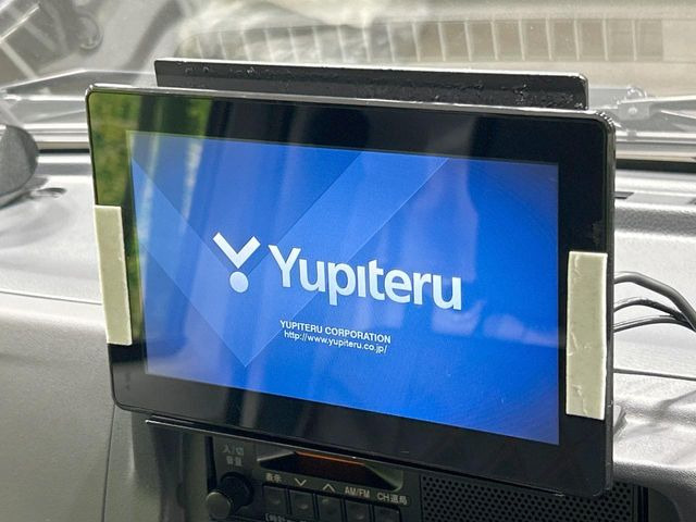 【フルセグTV付ナビゲーション】使いやすいナビで目的地までしっかり案内してくれます。各種オーディオ再生機能も充実しており、お車の運転がさらに楽しくなります!!