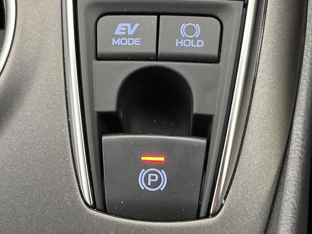 �y�I�[�g�u���[�L�z�[���h�z�M���҂���a�؂Œ�Ԏ��Ƀu���[�L���瑫�𗣂��Ă��A��~��Ԃ�ێ����Ă���܂��B�O�i����Ƃ��̓A�N�Z���𓥂߂Ύ����ŉ��������̂ň��S��X���^�]���y�ɂȂ�܂���