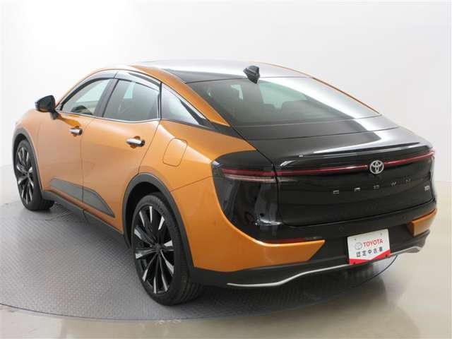 クラウンクロスオーバー2.4 RS アドバンスト E-Four advanced 4WD