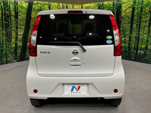 安心の最長10年・走行無制限保証(有償)をご用意。保証内容も充実はもちろん、無料点検&オイル交換や、年中無休の全国・24時間ロードサービスも付帯されておりますのでご安心下さい。