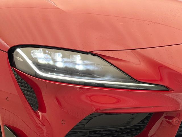 �yLED�w�b�h���C�g�z���V����ԑ��s�����ǍD�Ȏ��E���m�ۂ����S���ĉ^�]�ł��鍂�P�xLED�w�b�h���C�g�𑕔�!�_�����x�������A����d�͂��}�����Ă��܂��B