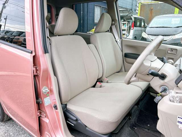 当店では軽自動車から普通車まで幅広くオールメーカーの車種・色・グレードを豊富に揃えております。