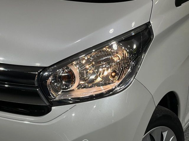 夜間や荒天時により良好な視界で安心な走行をご希望される方には【高輝度LEDヘッドライト】の取付がおすすめ!多くのお客様にご好評いただいております♪