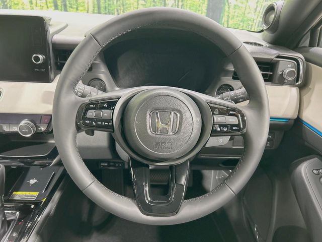 �y�����v�����X�e�A�����O�z�㎿�Ȋv���g�p���邱�ƂŁA��ɂ����������݂ƂĂ��^�]���₷���n���h���ł���