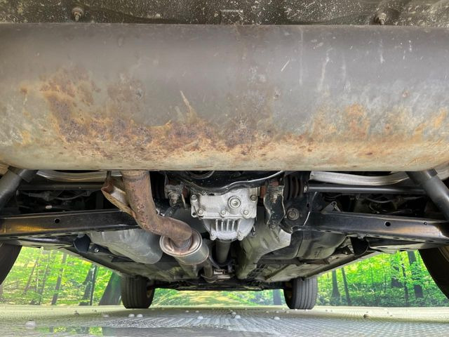 下回りがきれいなうちに、防錆加工の施工がオススメ。降雪地域はもちろん、沿岸部にお住いの方や、趣味でマリン・ウィンタースポーツをされる方にご好評いただいております。