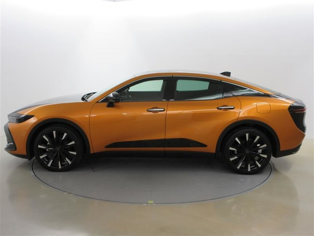 クラウンクロスオーバー2.4 RS アドバンスト E-Four advanced 4WD