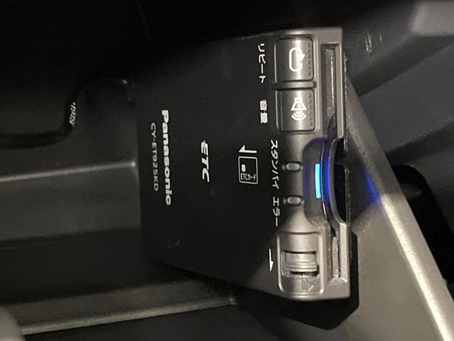 【ETC】高速道路の料金所をストレスなく通過!話題のスポットやサービスエリアに多い「スマートIC」利用時は必須のアイテムです。当店でセットアップを実施、ご納車当日からすぐにご利用いただけます!