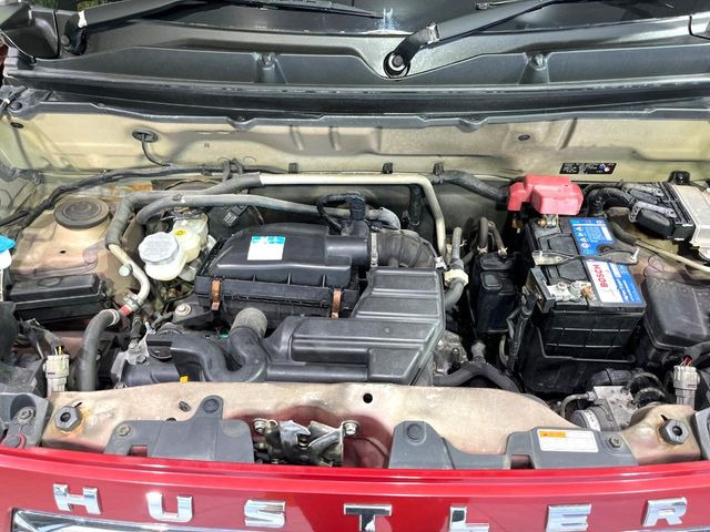 親切・丁寧な専門メカニックスタッフが応対!・車検・点検整備・事故等の修理などアフターサービスも安心。お車のカスタマイズもネクステージのサービススタッフまでご相談ください!