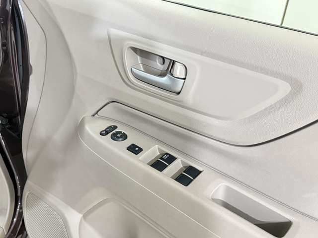 車検3回は受けられる!!そんな良質な軽自動車ばかりを揃えています!!こんな良い軽四もあったんだとお宝探しの感覚でお車をお選びできます!!