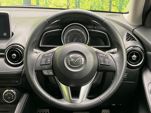 �y�����v�����X�e�A�����O�z�㎿�Ȋv���g�p���邱�ƂŁA��ɂ����������݂ƂĂ��^�]���₷���n���h���ł���