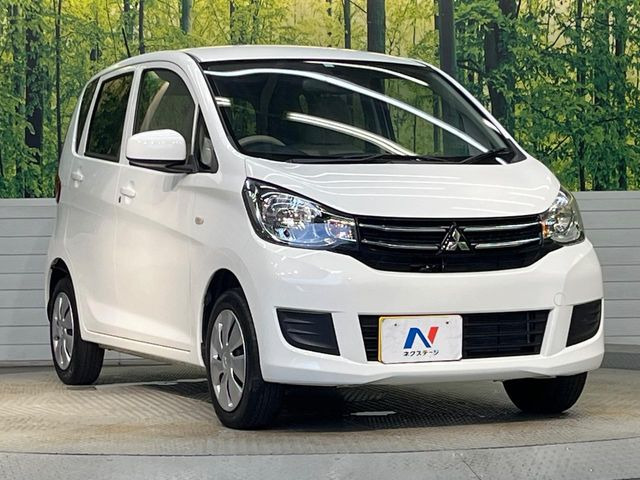 大好評のボディコーティング「弾スプラッシュコート」もご納車までに施工可能。通常のガラスコートと異なる、耐久年数6年の無機質ガラスコーティングが、ボディをキレイな状態に保ってくれます。