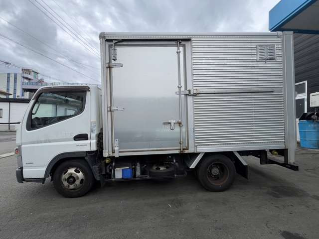 キャンターアルミバン