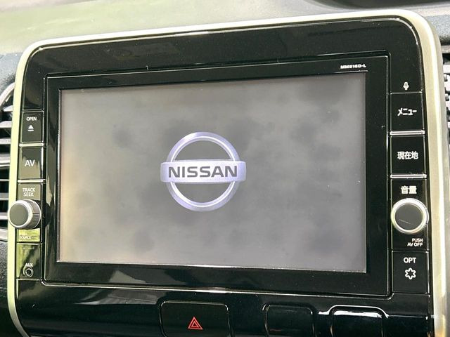 �y�����i�r�z�l�C�̏����i�r�𑕔����Ă���܂��B�i�r�̎g���₷���͂������A�I�[�f�B�I�@�\���[��!�L�����v�◷�s�͂������A�ʋ΂┃�����ȂǕ��i�̃h���C�u���y�����Ȃ�͂���