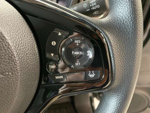 運転席周りに大きな傷、汚れ、へたりなどなく良質な状態です!