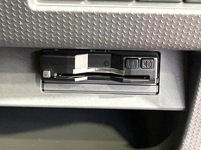 【ETC】高速道路の料金所をストレスなく通過!話題のスポットやサービスエリアに多い「スマートIC」利用時は必須のアイテムです。当店でセットアップを実施、ご納車当日からすぐにご利用いただけます!