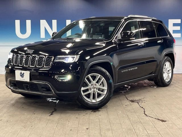 ●HIDヘッドライト:明るく前方を照らしてくれるので、悪天候や夜間の走行時も視界良好で安心してお乗りいただけます。